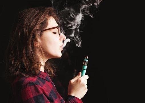 E-Zigaretten and e-cigarette buying guide for newcomers with safety tips and flavor advice