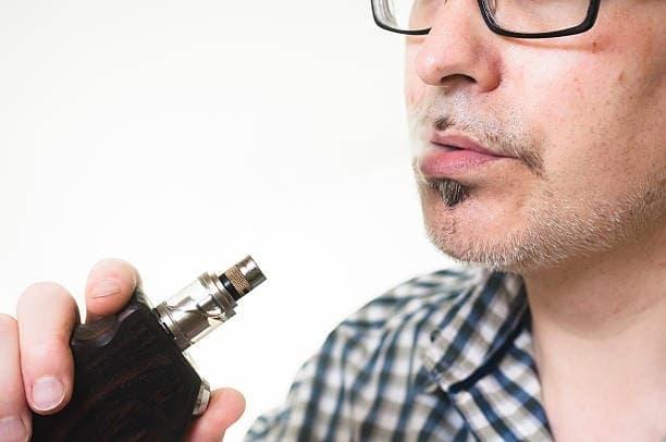 Top 10 Electronic Cigarette Picks Reviewed by Century Smoke Shop Experts