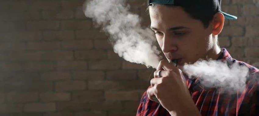IBvape E-Sigara buyer's guide and hands-on review exploring what electronic cigarettes are the best for beginners and pros in 2025