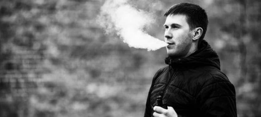 Jednorazowy e-papierosy and heat electronic cigarette Compared in a Practical Buying Guide