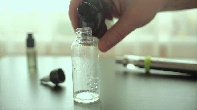 Jednorázové e-cigarety and disposable e-cigarettes compared - ultimate buying and safety guide