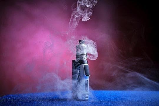 E-cigareta travel tips and can you fly with e cigarettes answered for carry on and checked baggage