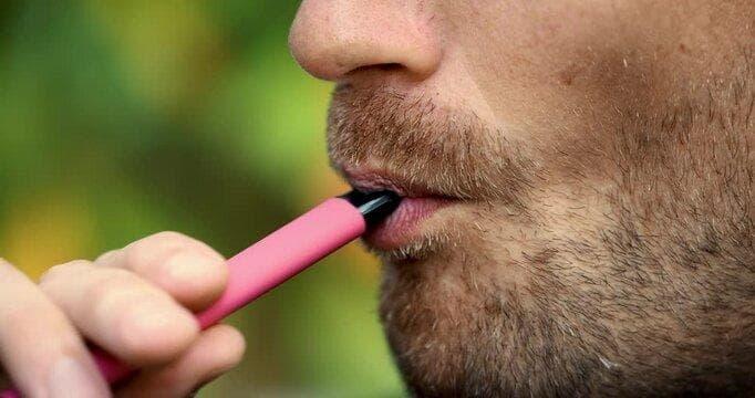Elektronik Sigara Travel Essentials and are e cigarettes allowed in checked baggage Explained for Airline Passengers